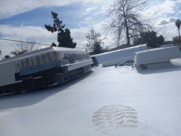 VR Mobile RV repairs, - automotive services