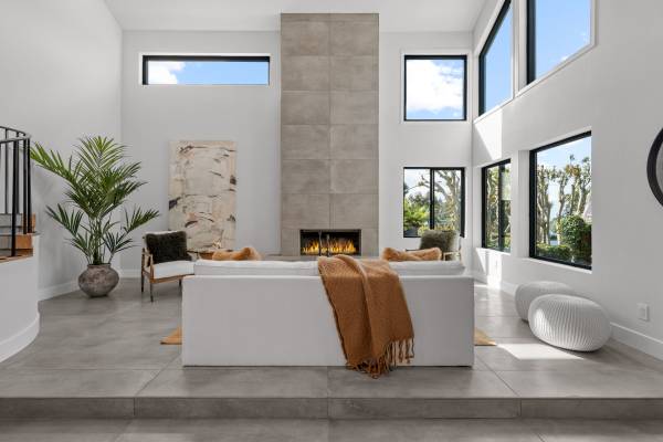 🏅 CERTIFIED PROFESSIONAL REAL ESTATE PHOTOGRAPHER FROM $99 - creative services