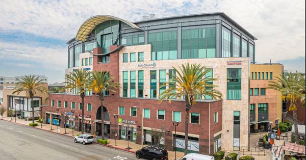 Regus offers the Business Address service at our Chula Vista location! - creative services