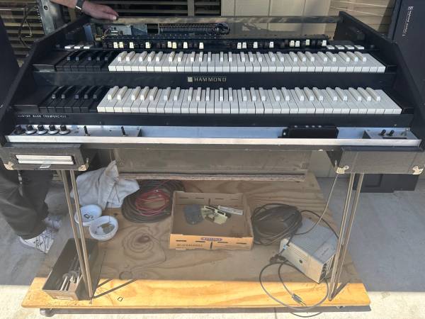 Experienced Hammond Player Looking for Blues Band - creative services
