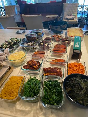 Personal Chef Available for In Home Meal Prep Service - event services