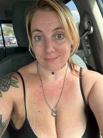 High-end Art Head Shaving Experience 18+ only ID required - beauty services