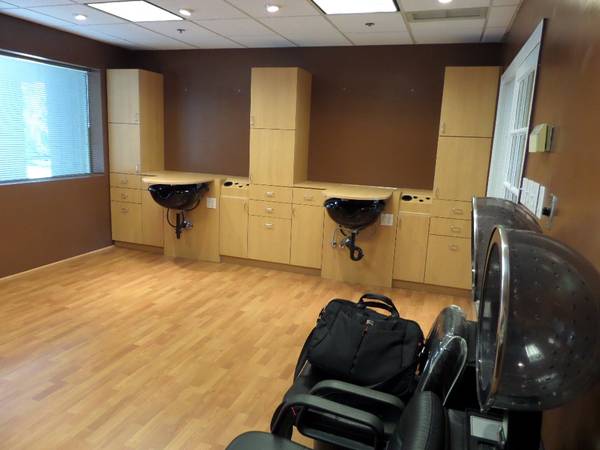 TEMPE SALON SUITES AVAILABLE! - beauty services