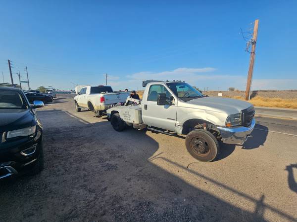 Grua A&amp;R West Valley Tow Truck,Car Towing - automotive services