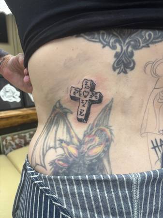 Tattoos - beauty services