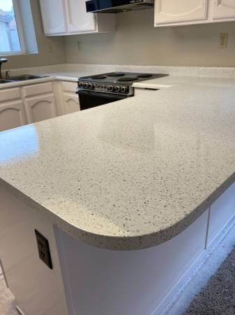 BATHTUBS &amp; NEW LOOK COUNTERTOP REFINISHED - creative services