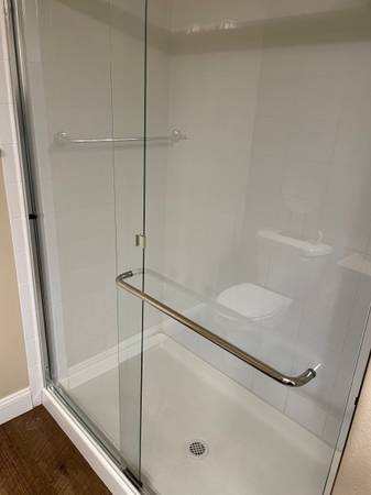 Move-out deep cleaning, floors, bathrooms, kitchen, walls, Airbnbs, - household services