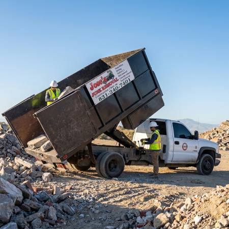 🗑️ ✅🚛JOSE'S JUNK REMOVAL &amp; HAULING 📞 Call or Text: 📞 - labor / hauling / moving